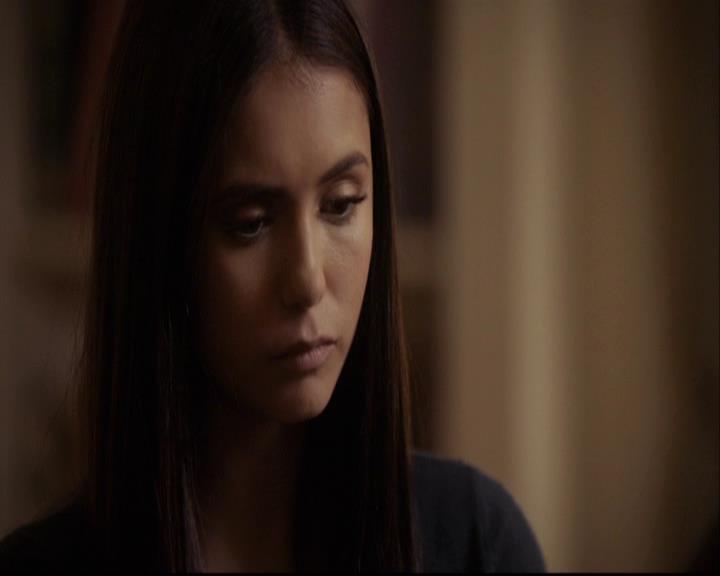 VampireDiariesWorld-dot-org_2x22AsILayDying0070.jpg