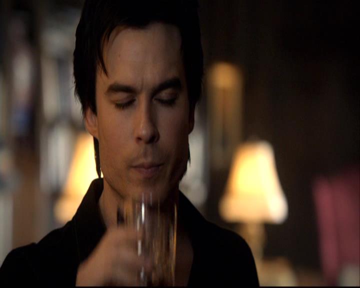 VampireDiariesWorld-dot-org_2x22AsILayDying0105.jpg