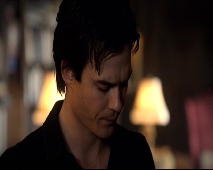 VampireDiariesWorld-dot-org_2x22AsILayDying0108.jpg