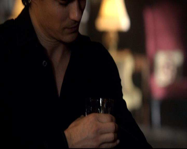 VampireDiariesWorld-dot-org_2x22AsILayDying0110.jpg