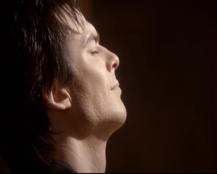 VampireDiariesWorld-dot-org_2x22AsILayDying0126.jpg