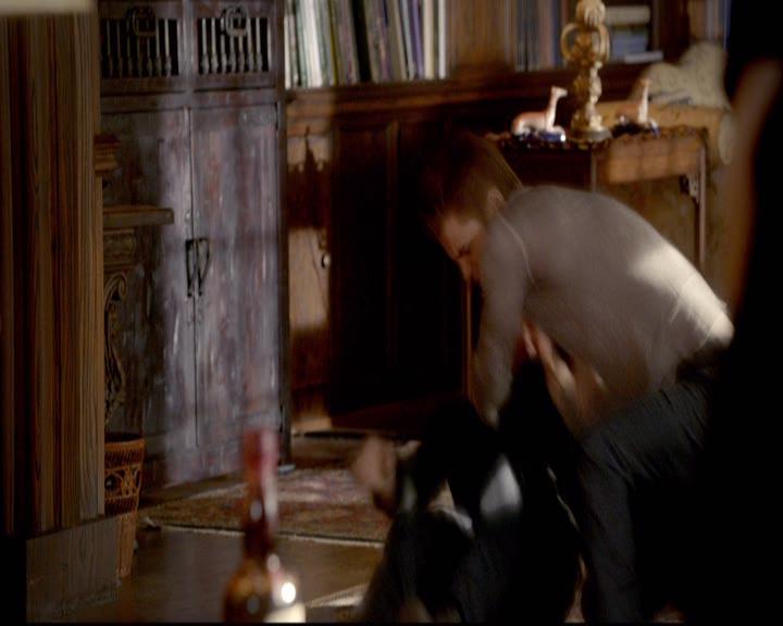 VampireDiariesWorld-dot-org_2x22AsILayDying0159.jpg