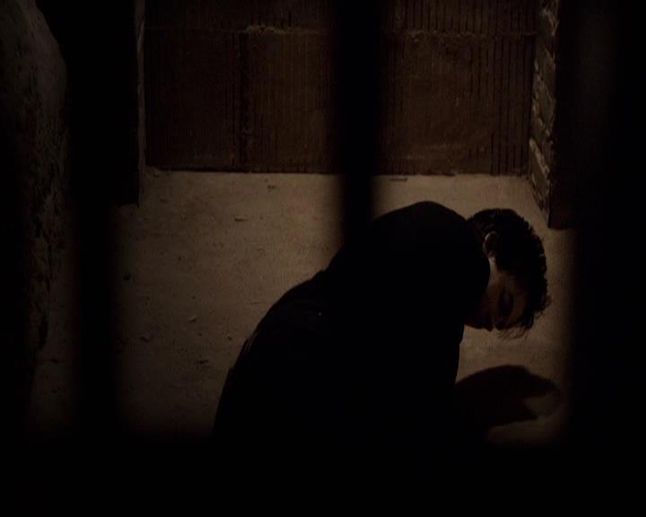 VampireDiariesWorld-dot-org_2x22AsILayDying0174.jpg