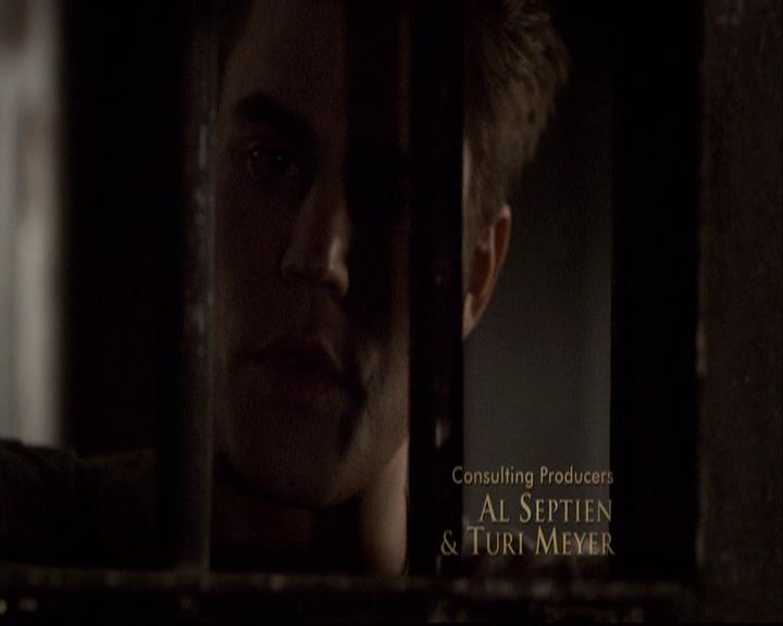 VampireDiariesWorld-dot-org_2x22AsILayDying0200.jpg