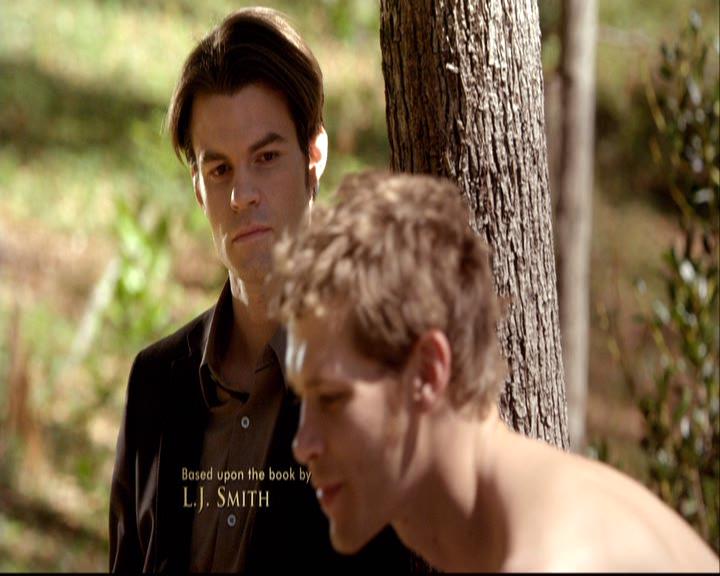 VampireDiariesWorld-dot-org_2x22AsILayDying0228.jpg