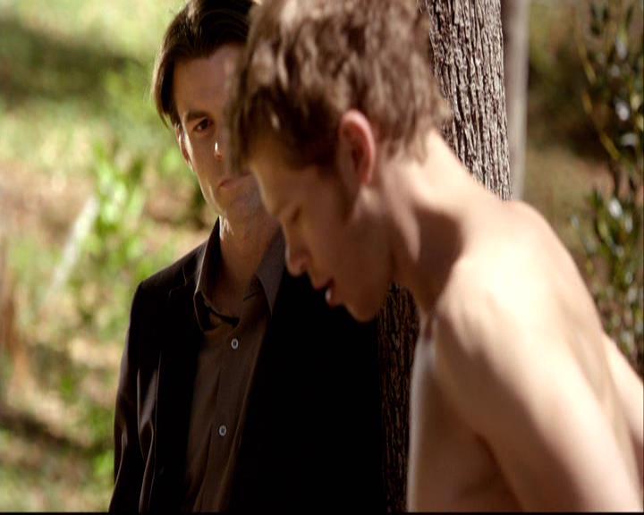 VampireDiariesWorld-dot-org_2x22AsILayDying0232.jpg