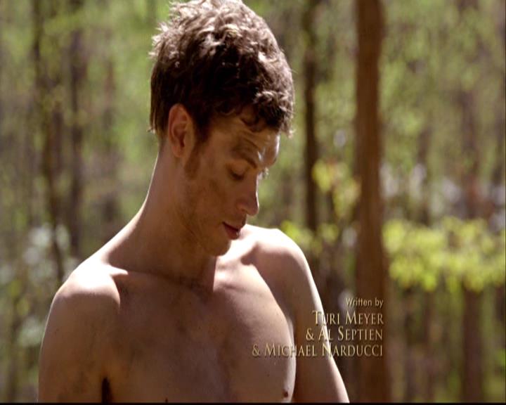 VampireDiariesWorld-dot-org_2x22AsILayDying0235.jpg