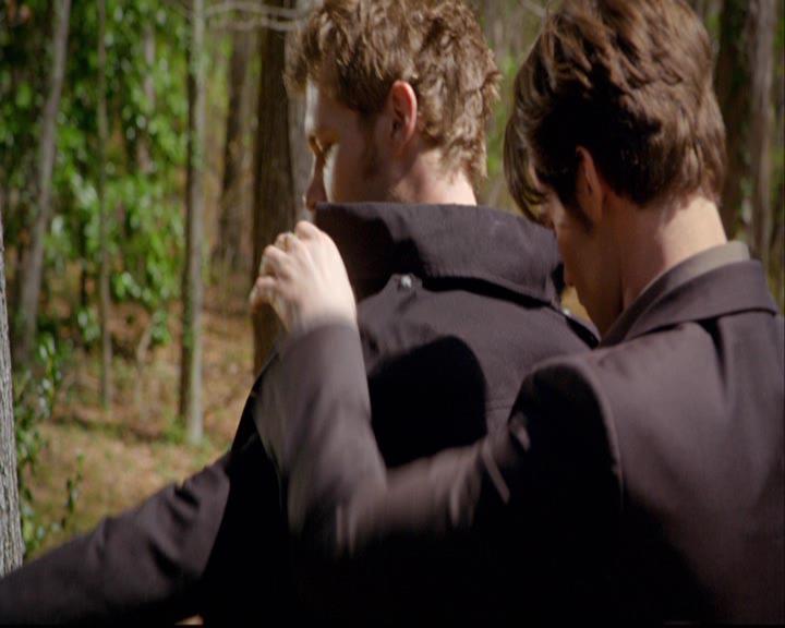 VampireDiariesWorld-dot-org_2x22AsILayDying0271.jpg