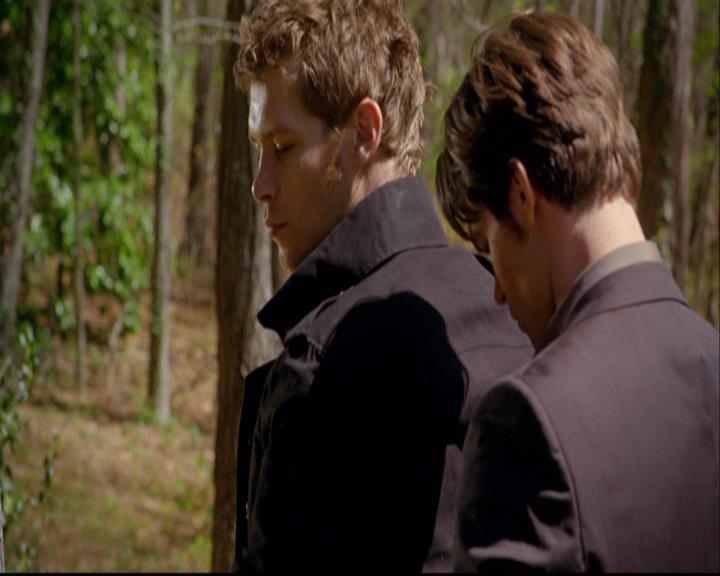 VampireDiariesWorld-dot-org_2x22AsILayDying0272.jpg