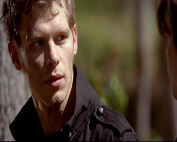 VampireDiariesWorld-dot-org_2x22AsILayDying0277.jpg