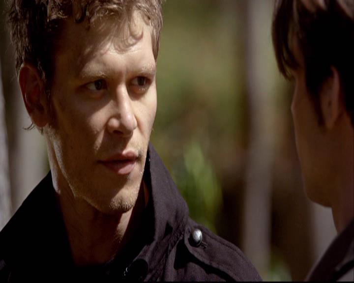 VampireDiariesWorld-dot-org_2x22AsILayDying0282.jpg