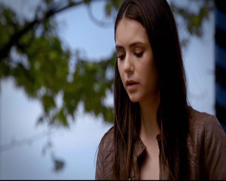 VampireDiariesWorld-dot-org_2x22AsILayDying0352.jpg