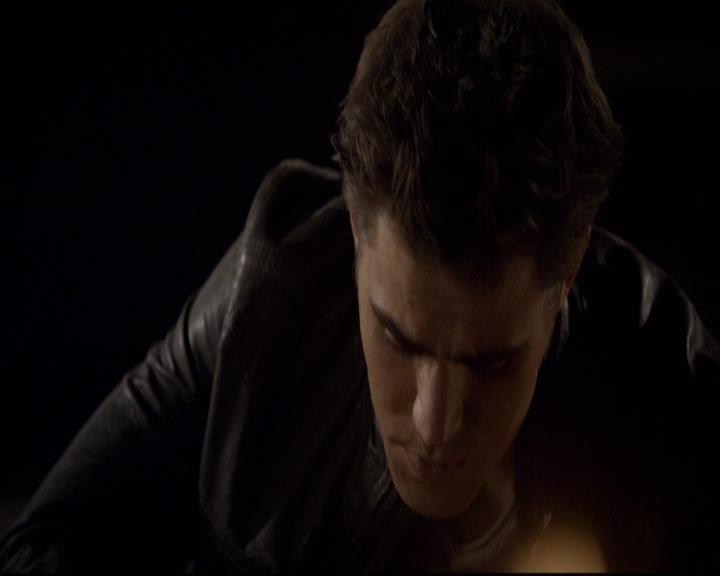 VampireDiariesWorld-dot-org_2x22AsILayDying0406.jpg