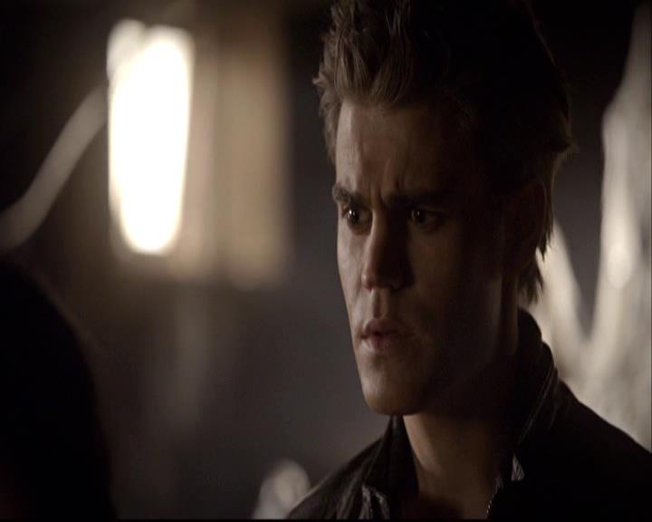 VampireDiariesWorld-dot-org_2x22AsILayDying0413.jpg