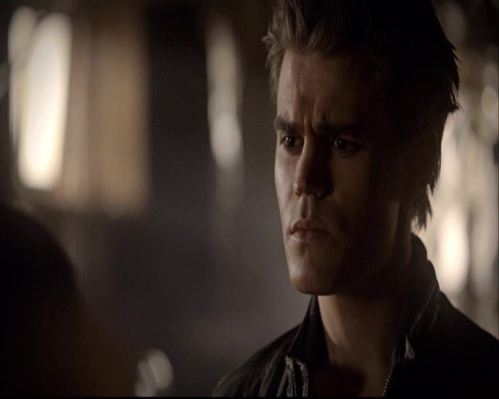 VampireDiariesWorld-dot-org_2x22AsILayDying0417.jpg