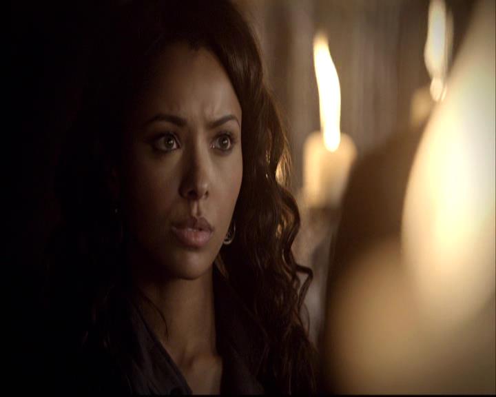 VampireDiariesWorld-dot-org_2x22AsILayDying0432.jpg