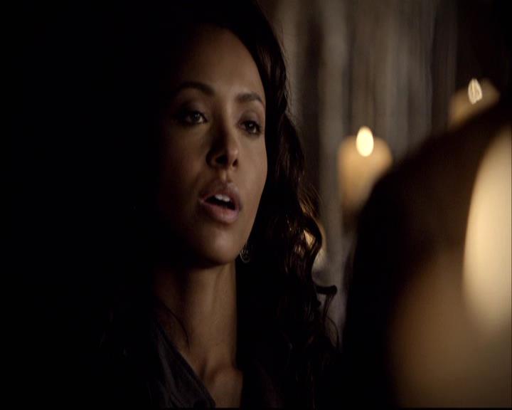 VampireDiariesWorld-dot-org_2x22AsILayDying0437.jpg