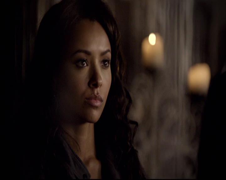 VampireDiariesWorld-dot-org_2x22AsILayDying0445.jpg