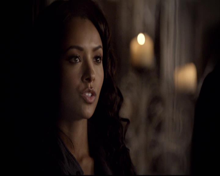 VampireDiariesWorld-dot-org_2x22AsILayDying0447.jpg