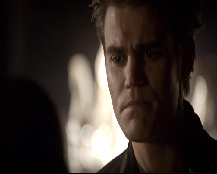 VampireDiariesWorld-dot-org_2x22AsILayDying0450.jpg