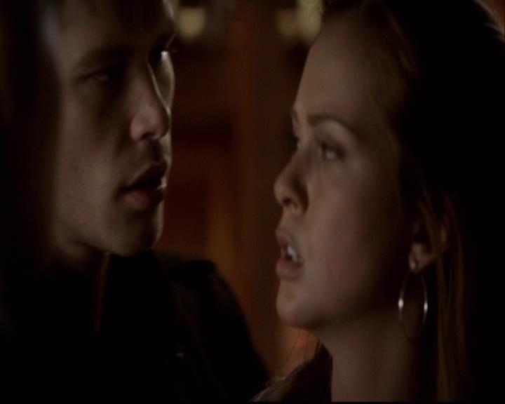 VampireDiariesWorld-dot-org_2x22AsILayDying2156.jpg