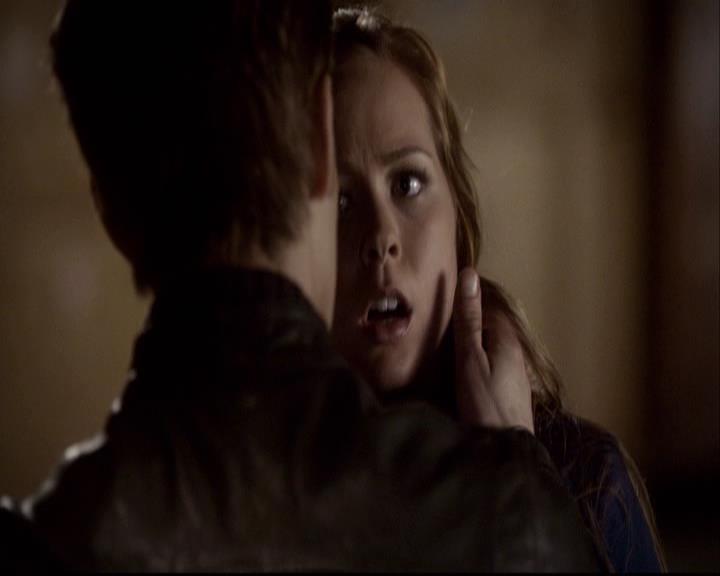 VampireDiariesWorld-dot-org_2x22AsILayDying2186.jpg