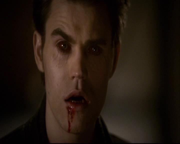 VampireDiariesWorld-dot-org_2x22AsILayDying2204.jpg