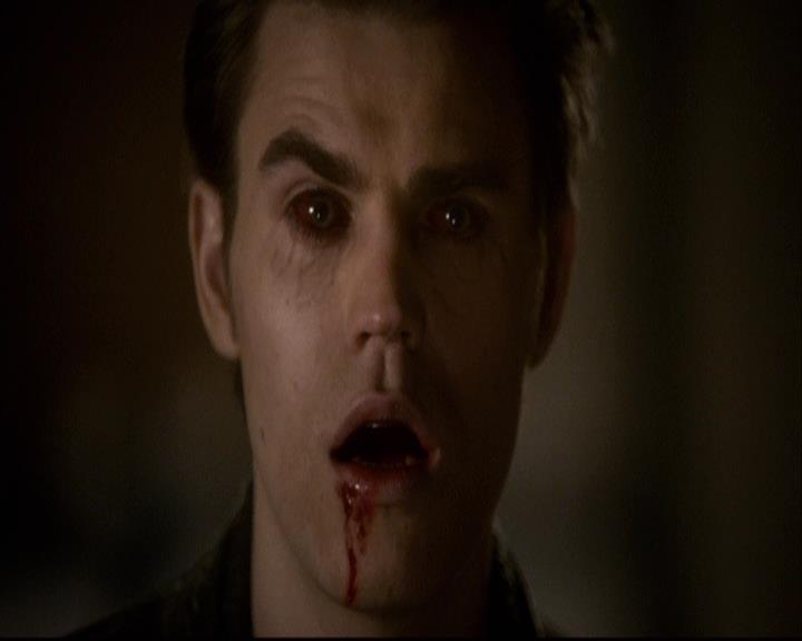 VampireDiariesWorld-dot-org_2x22AsILayDying2206.jpg