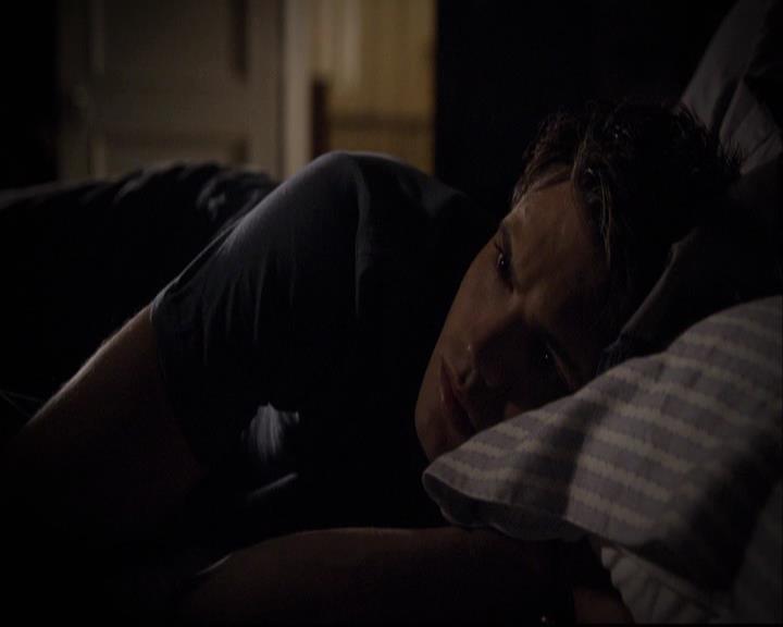 VampireDiariesWorld-dot-org_2x22AsILayDying2215.jpg