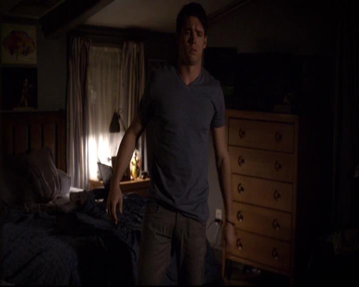 VampireDiariesWorld-dot-org_2x22AsILayDying2228.jpg