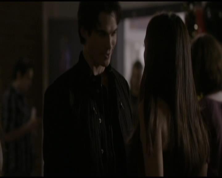 VampireDiariesWorld-dot-org_Seizoen2-DVDScenes-2x02BraveNewWorld0014.jpg