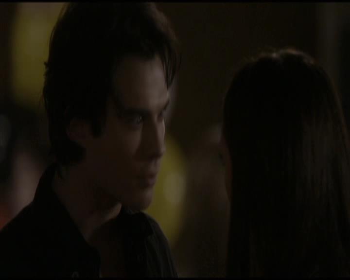 VampireDiariesWorld-dot-org_Seizoen2-DVDScenes-2x02BraveNewWorld0019.jpg