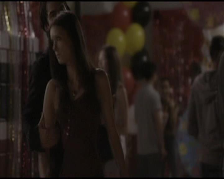 VampireDiariesWorld-dot-org_Seizoen2-DVDScenes-2x02BraveNewWorld0022.jpg