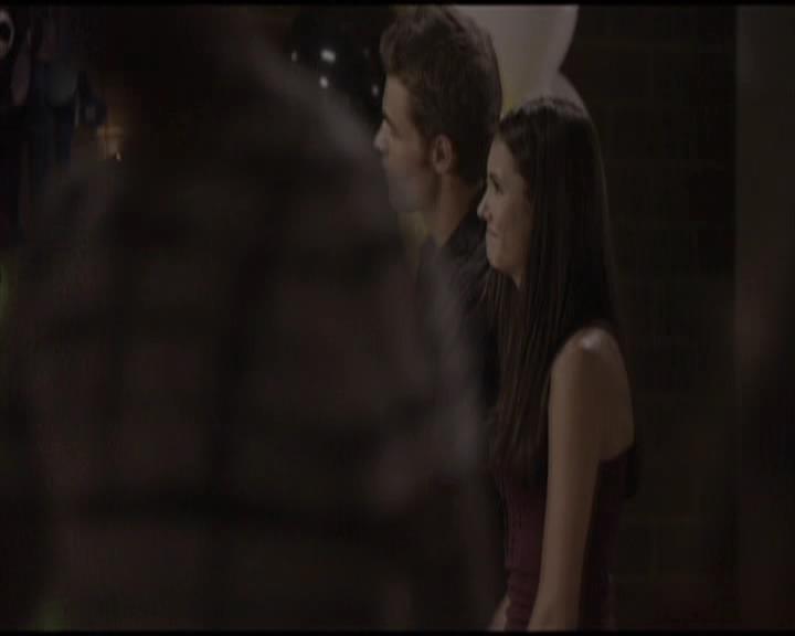 VampireDiariesWorld-dot-org_Seizoen2-DVDScenes-2x02BraveNewWorld0065.jpg