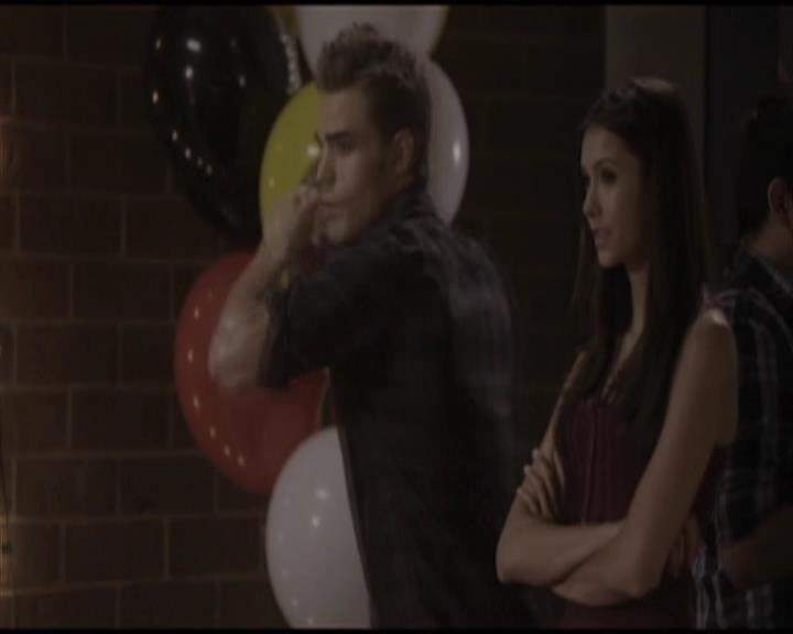 VampireDiariesWorld-dot-org_Seizoen2-DVDScenes-2x02BraveNewWorld0069.jpg