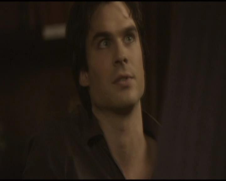 VampireDiariesWorld-dot-org_Seizoen2-DVDScenes-2x03BadMoonRising0004.jpg