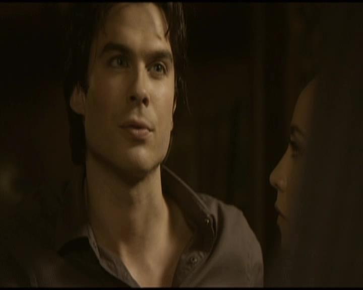 VampireDiariesWorld-dot-org_Seizoen2-DVDScenes-2x03BadMoonRising0028.jpg