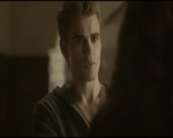 VampireDiariesWorld-dot-org_Seizoen2-DVDScenes-2x04MemoryLane0009.jpg