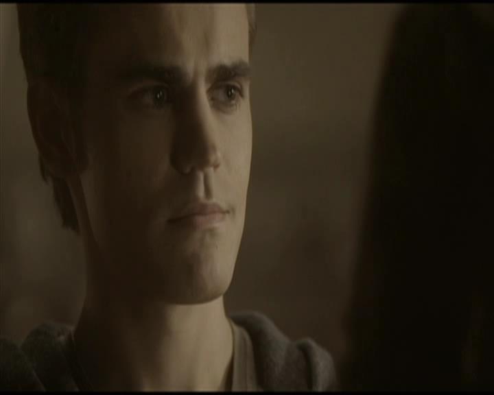 VampireDiariesWorld-dot-org_Seizoen2-DVDScenes-2x04MemoryLane0014.jpg