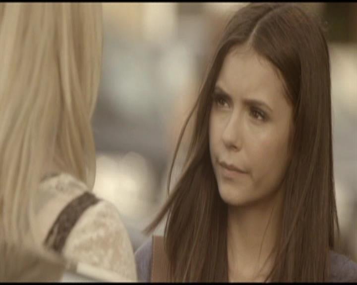 VampireDiariesWorld-dot-org_Seizoen2-DVDScenes-2x04MemoryLane0067.jpg