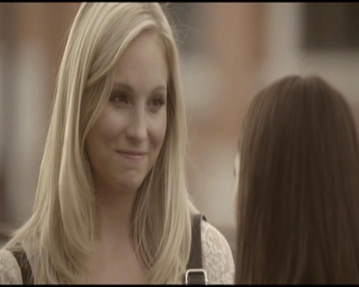 VampireDiariesWorld-dot-org_Seizoen2-DVDScenes-2x04MemoryLane0080.jpg