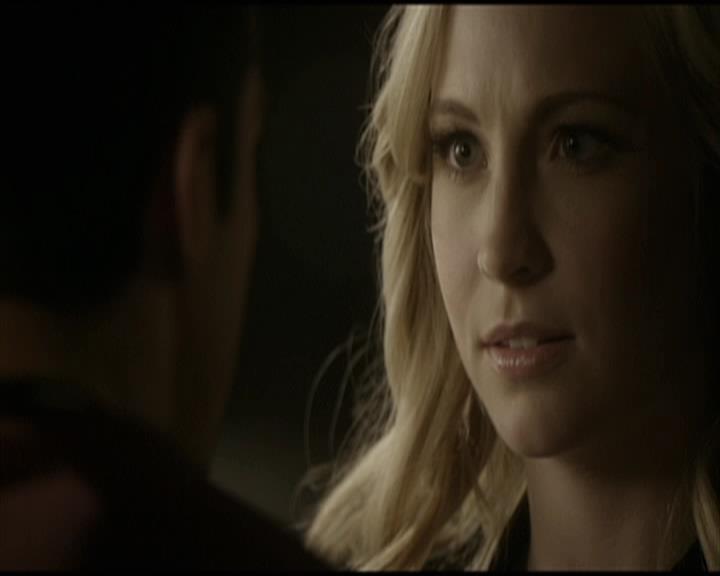 VampireDiariesWorld-dot-org_Seizoen2-DVDScenes-2x09Katerina0091.jpg