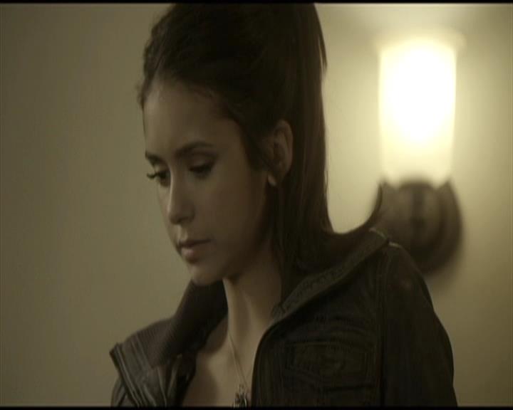 VampireDiariesWorld-dot-org_Seizoen2-DVDScenes-2x13DaddyIssues0009.jpg