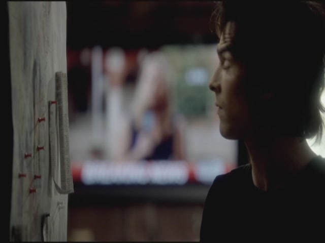 VampireDiariesWorld-dot-org-TVD_3x02TheHybrid2248.jpg