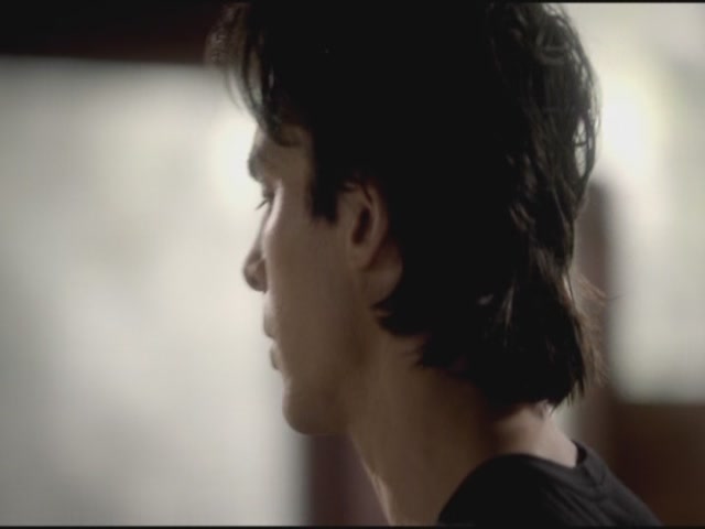 VampireDiariesWorld-dot-org-TVD_3x02TheHybrid2290.jpg