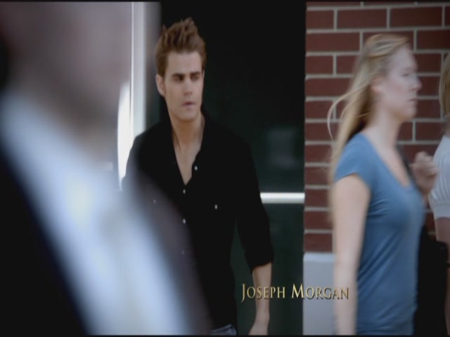 VampireDiariesWorld-dot-org-TVD_3x04DisturbingBehavior0088.jpg