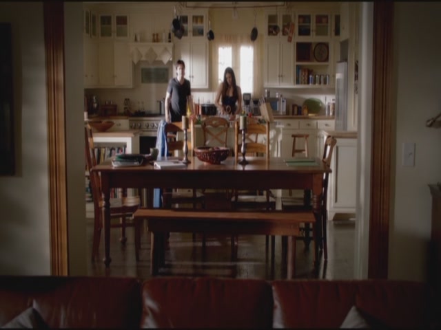 VampireDiariesWorld-dot-org-TVD_3x04DisturbingBehavior0093.jpg