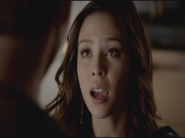 VampireDiariesWorld-dot-org-TVD_3x04DisturbingBehavior0227.jpg