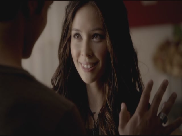 VampireDiariesWorld-dot-org-TVD_3x04DisturbingBehavior0832.jpg