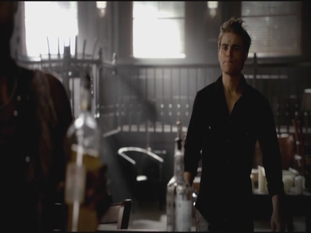 VampireDiariesWorld-dot-org-TVD_3x04DisturbingBehavior0846.jpg